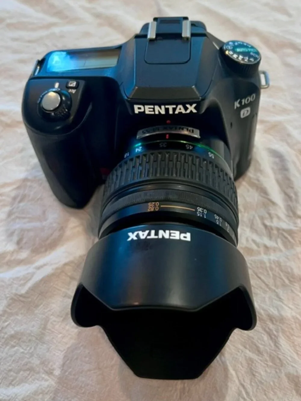 Pentax K100D Digital Camera SR & SMC Pentax-DA 18-55mm F3.5-5.6 Zoom Lens